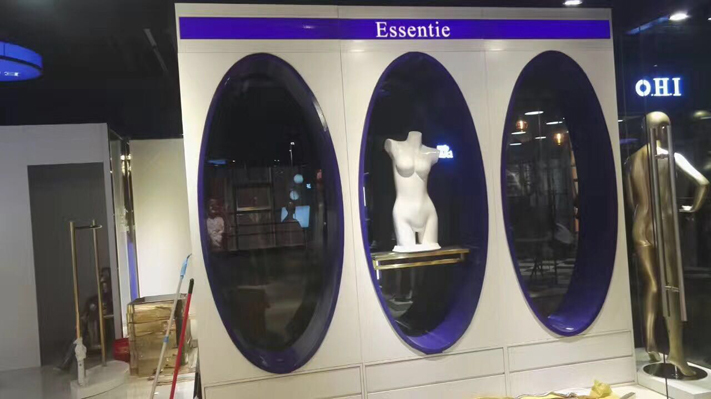 內(nèi)衣、服裝展柜